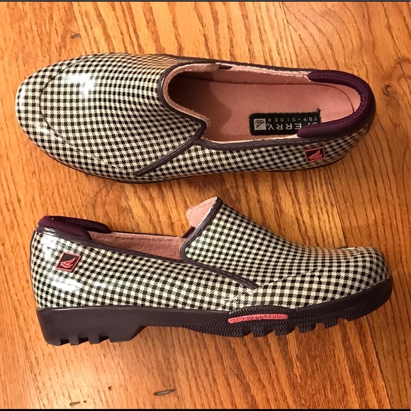 Sperry Shoes - EUC Sperry Rubber Rain Boots